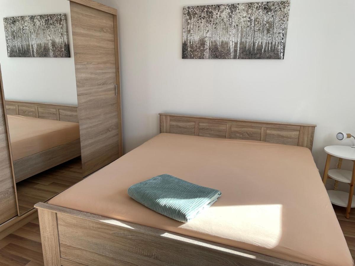 Apartman Studnice Na Vysocine โนเวมิสโต นา โมราเวีย ภายนอก รูปภาพ